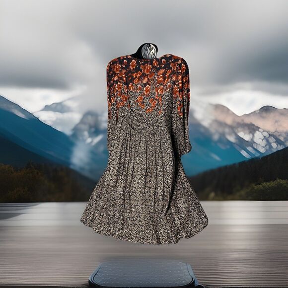 Maurice’s Boho Dress‎ Size Small Floral 3/4 Sleeves V Neck Cinched Back - Picture 4 of 4